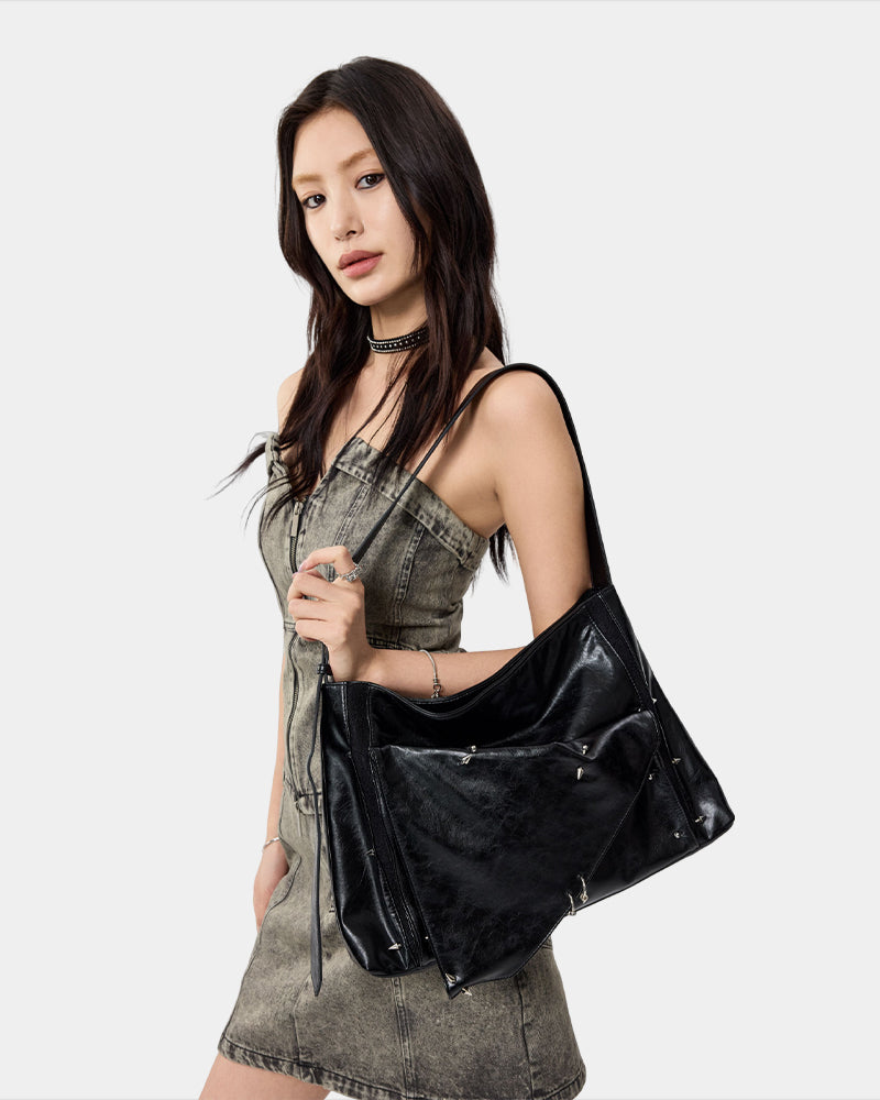 Pure Land Black Shoulder Bag