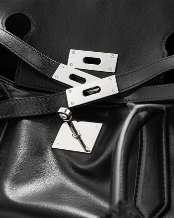 Wandering Poet Biker Bag Black